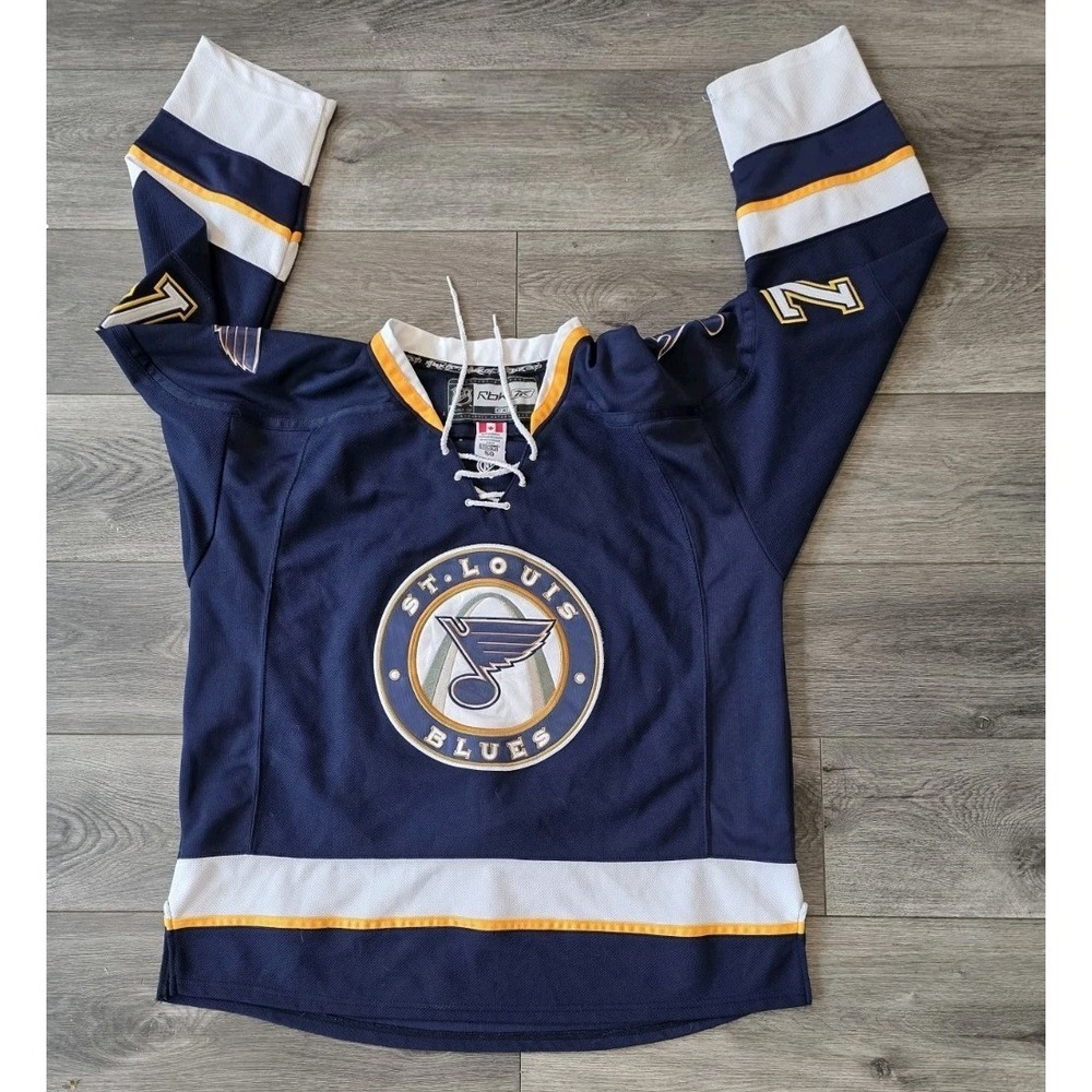 RARE Oshie 74 St. Lois Blues Rookie Jersey 50 Made In Canada Inside Elastic Snap - Picture 6 of 9